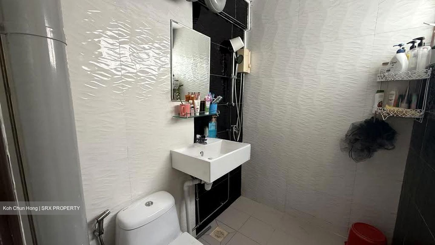 Blk 245 Serangoon Avenue 2 (Serangoon), HDB 4 Rooms #623994991
